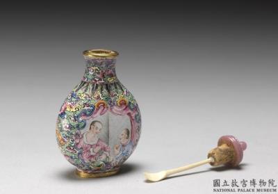 图片[3]-Copper-body painted enamel snuff bottle with a western figural design, Qing dynasty, Qianlong reign (1736-1795)-China Archive